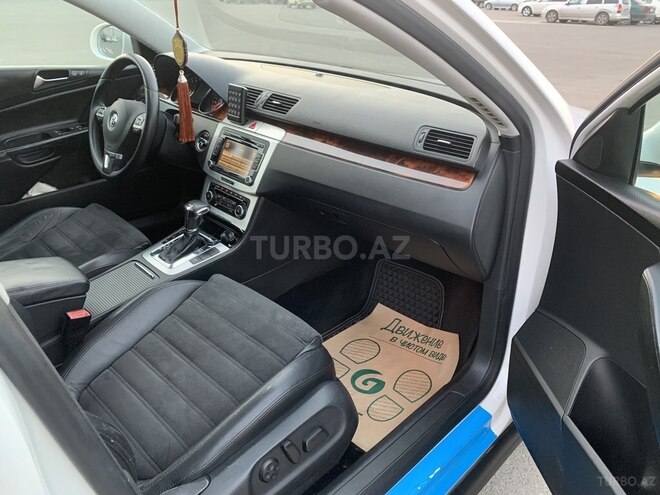Volkswagen Passat 2010, 256,000 km - 1.8 л - Bakı
