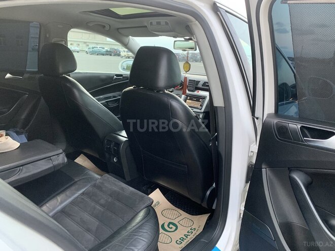 Volkswagen Passat 2010, 256,000 km - 1.8 л - Bakı