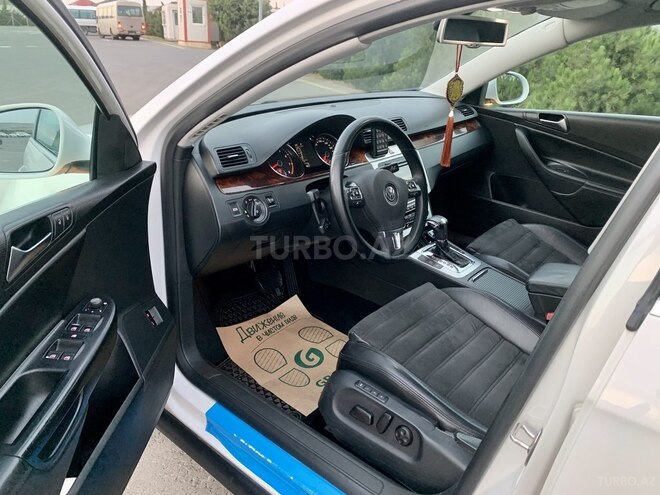 Volkswagen Passat 2010, 256,000 km - 1.8 л - Bakı