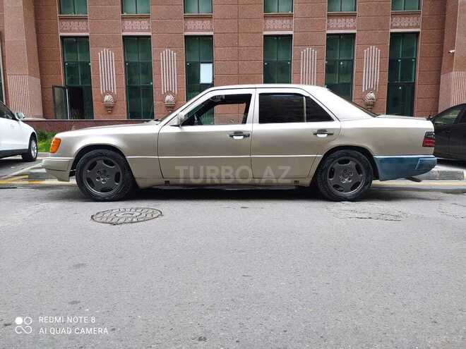 Mercedes E 200 1992, 326,000 km - 2.0 l - Bakı