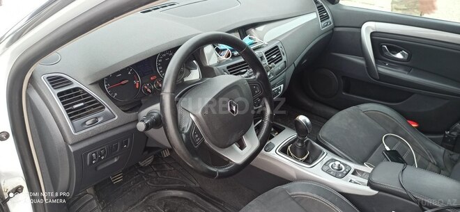 Renault Laguna 2011, 352,810 km - 1.5 l - Bakı