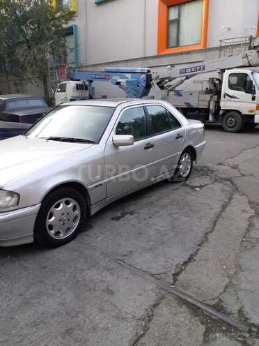 Mercedes C 200 1998, 260,000 km - 2.0 l - Bakı