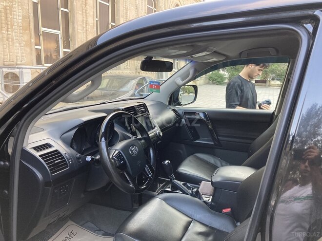 Toyota Prado 2010, 200,000 km - 2.7 л - Sumqayıt