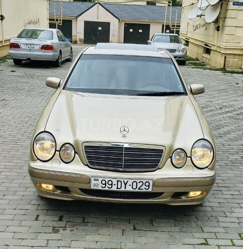 Mercedes E 240 2000, 190,000 km - 2.4 l - Bakı