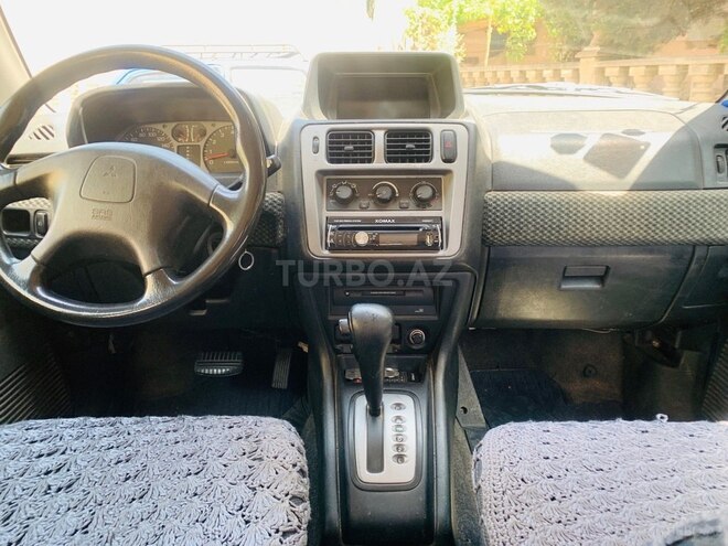Mitsubishi Pajero io 2000, 214,908 km - 2.0 l - Bakı