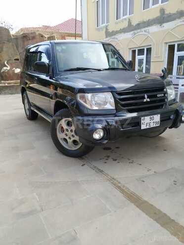 Mitsubishi Pajero io 2000, 214,908 km - 2.0 l - Bakı