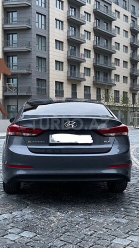 Hyundai Elantra 2018, 6,700 km - 2.0 l - Bakı
