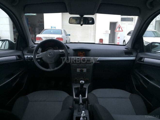 Opel Astra 2006, 174,000 km - 1.4 l - Bakı