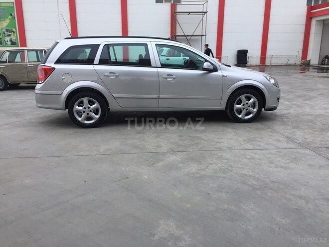 Opel Astra 2006, 174,000 km - 1.4 l - Bakı