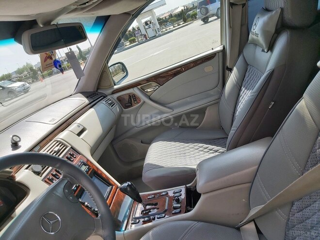 Mercedes E 240 2001, 405,000 km - 2.6 l - Bakı