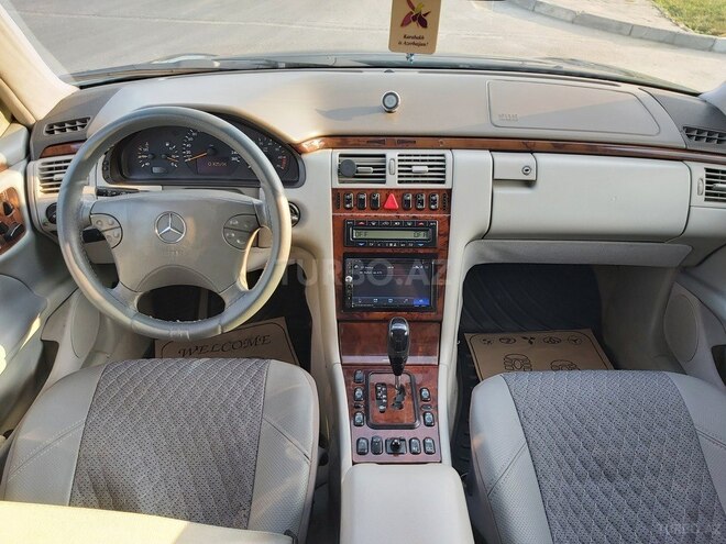 Mercedes E 240 2001, 405,000 km - 2.6 l - Bakı