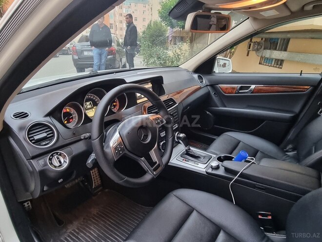 Mercedes C 300 2012, 181,200 km - 3.0 l - Bakı