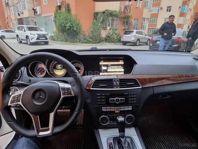 Mercedes C 300 2012, 181,200 km - 3.0 l - Bakı