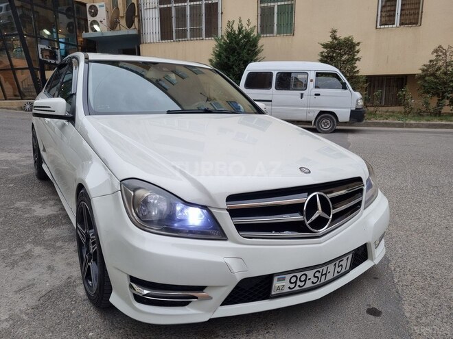 Mercedes C 300 2012, 181,200 km - 3.0 l - Bakı