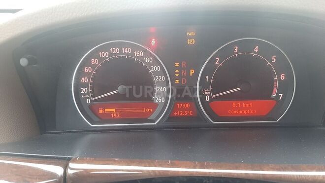 BMW 745 2004, 280,000 km - 4.4 l - Zaqatala