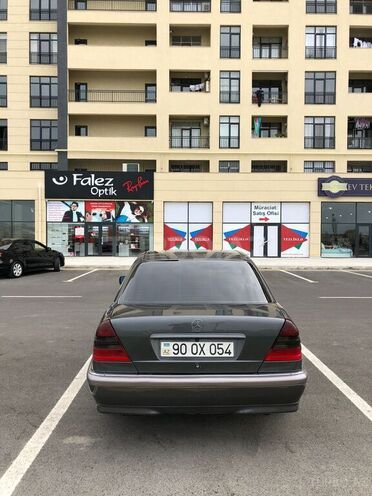 Mercedes C 240 1998, 265,000 km - 2.4 l - Sumqayıt