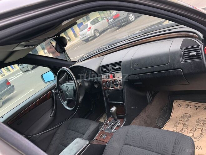 Mercedes C 240 1998, 265,000 km - 2.4 l - Sumqayıt