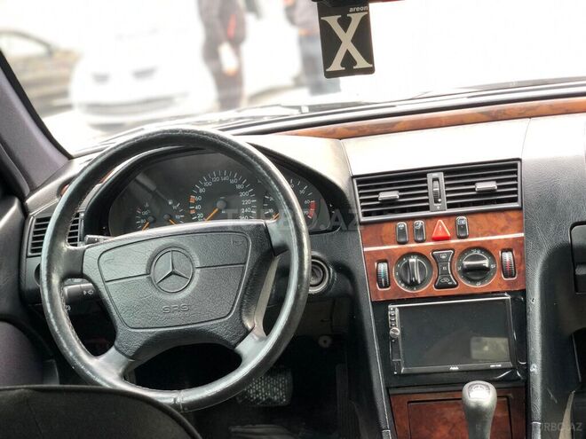 Mercedes C 240 1998, 265,000 km - 2.4 l - Sumqayıt