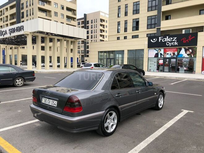 Mercedes C 240 1998, 265,000 km - 2.4 l - Sumqayıt