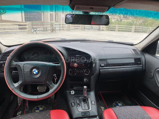 BMW 318 1995, 286,000 km - 1.8 л - Bakı