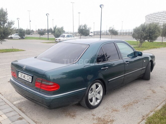 Mercedes E 240 1998, 185,000 km - 2.4 l - Bakı