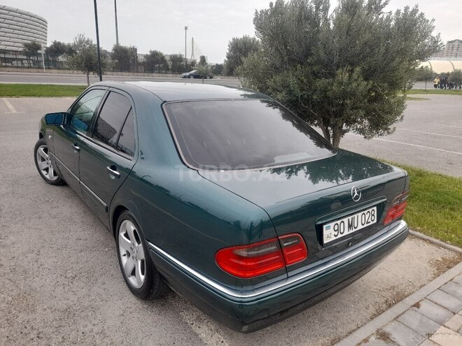 Mercedes E 240 1998, 185,000 km - 2.4 l - Bakı