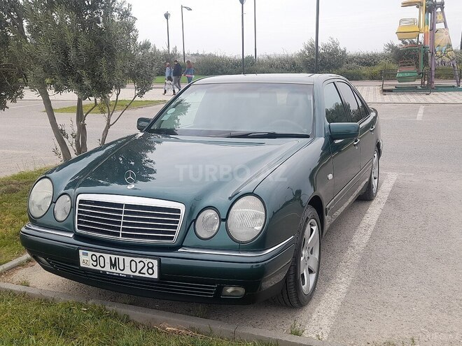 Mercedes E 240 1998, 185,000 km - 2.4 l - Bakı
