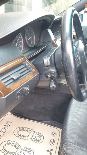 BMW 530 2006, 161,000 km - 3.0 л - Bakı