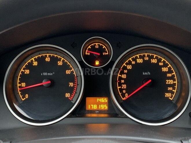 Opel Astra 2006, 178,000 km - 1.4 l - Sumqayıt
