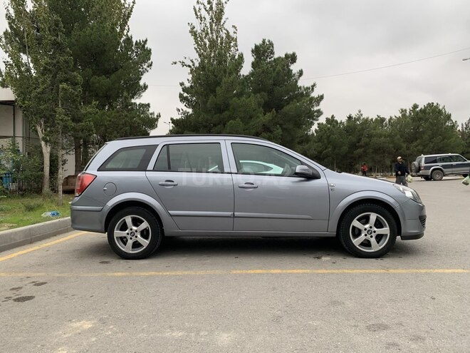 Opel Astra 2006, 178,000 km - 1.4 l - Sumqayıt