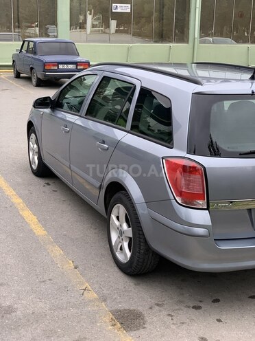 Opel Astra 2006, 178,000 km - 1.4 l - Sumqayıt
