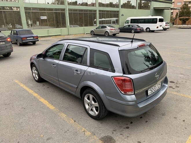 Opel Astra 2006, 178,000 km - 1.4 l - Sumqayıt