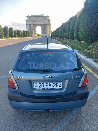 Kia Rio 2006, 179,000 km - 1.4 l - Gəncə