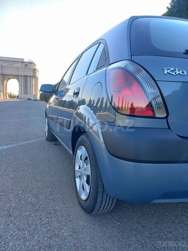 Kia Rio 2006, 179,000 km - 1.4 l - Gəncə