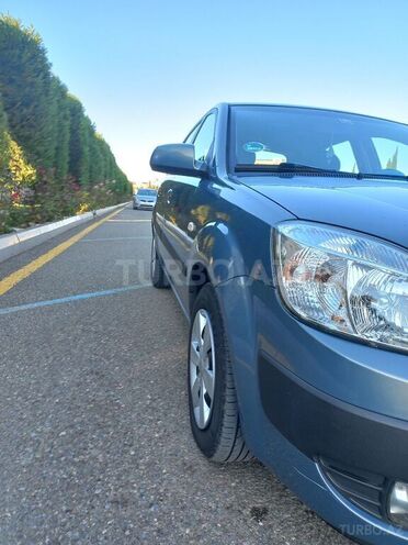 Kia Rio 2006, 179,000 km - 1.4 l - Gəncə