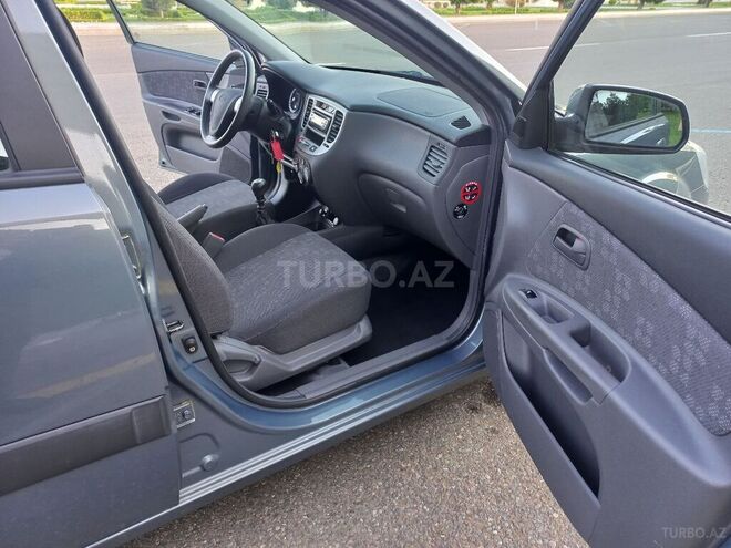 Kia Rio 2006, 179,000 km - 1.4 l - Gəncə