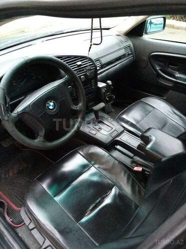 BMW 323 1996, 274,600 km - 2.5 l - Bakı