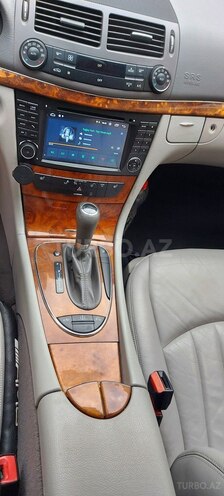 Mercedes E 300 2008, 335,000 km - 3.0 l - Bakı