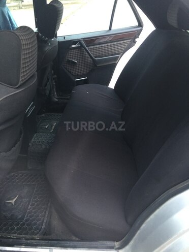 Mercedes E 200 1993, 358,000 km - 2.0 l - Bakı