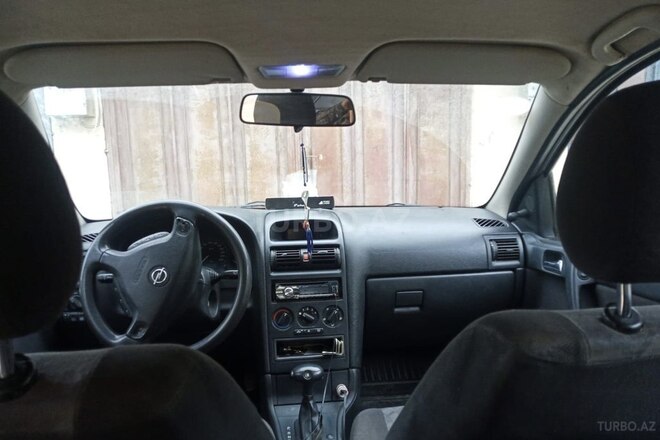 Opel Astra 2000, 375,000 km - 1.4 l - Bakı