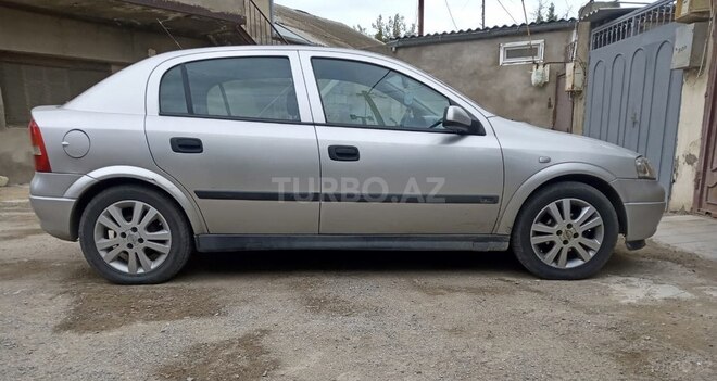 Opel Astra 2000, 375,000 km - 1.4 l - Bakı