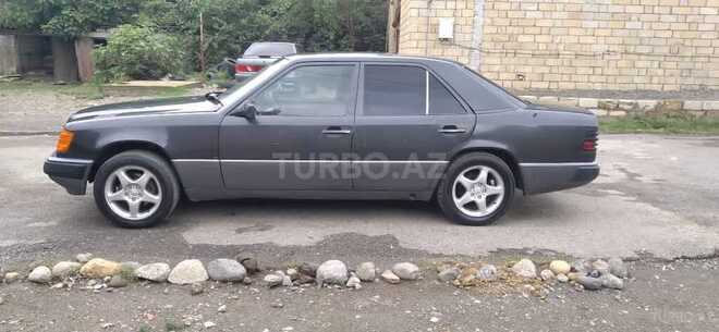 Mercedes E 220 1991, 43,000 km - 2.2 л - Lənkəran