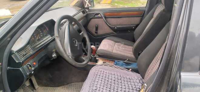 Mercedes E 220 1991, 43,000 km - 2.2 л - Lənkəran