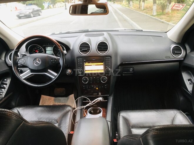 Mercedes GL 550 2009, 179,900 km - 5.5 l - Bakı