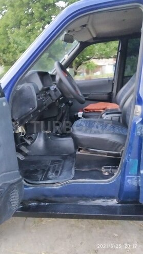 UAZ Patriot 2003, 98,000 km - 2.7 l - Şabran