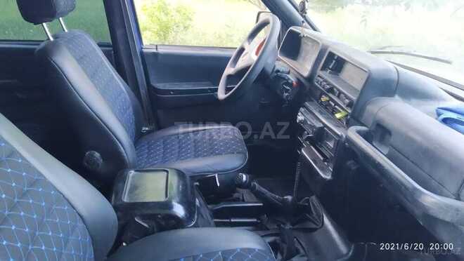 UAZ Patriot 2003, 98,000 km - 2.7 l - Şabran