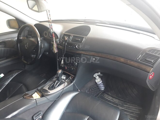 Mercedes E 240 2003, 280,000 km - 2.6 l - Sumqayıt