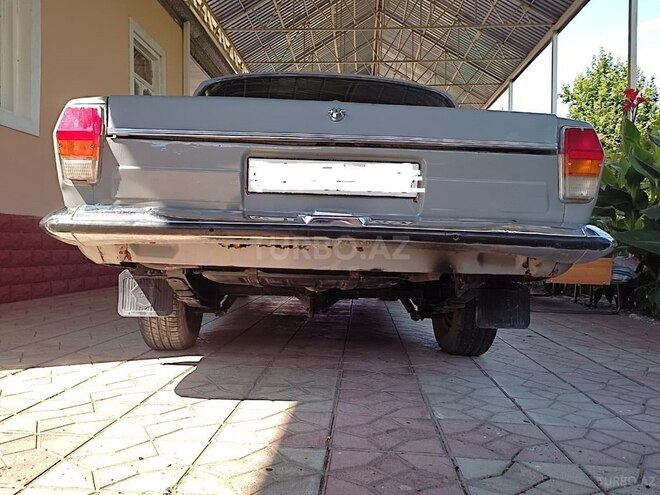 GAZ 24 1979, 150,000 km - 2.5 l - Sumqayıt