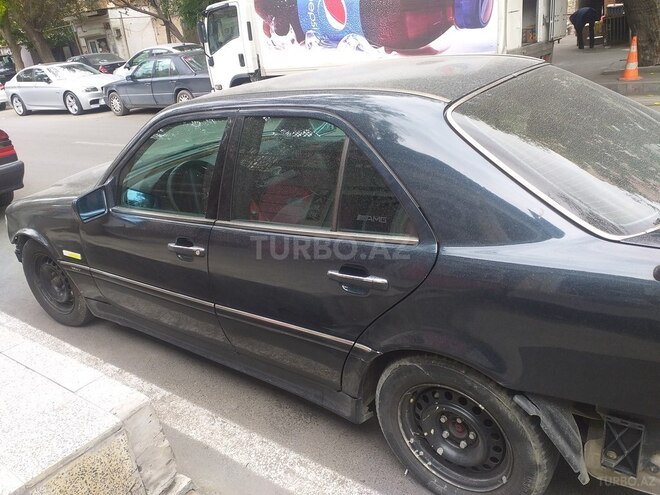 Mercedes C 230 1997, 300,000 km - 2.3 l - Bakı