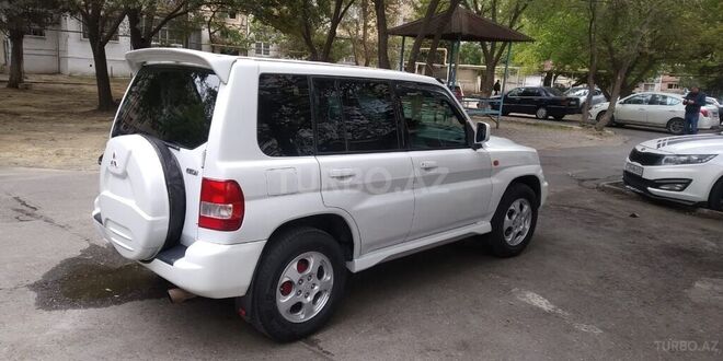 Mitsubishi Pajero io 2000, 172,000 km - 2.0 l - Bakı
